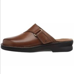 clarks women's patty nell mule